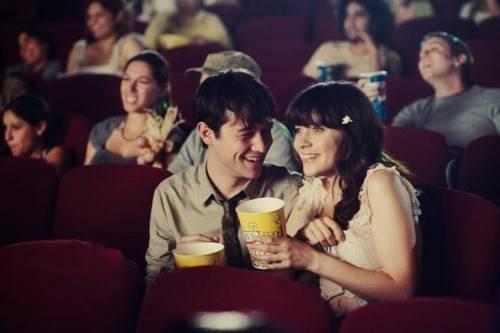 รูปภาพ:http://s3.favim.com/orig/41/500-cinema-love-popcorns-smile-Favim.com-349041.jpg