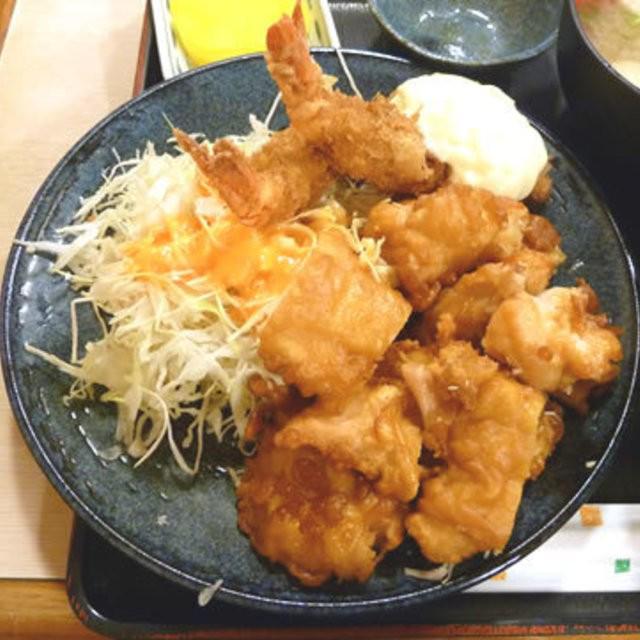 ภาพประกอบบทความ “Kitanoya“  ร้านไก่ทอดคาราเกะไม่เกิน 1000 เยน ณ โอซาก้า ประเทศญี่ปุ่น
