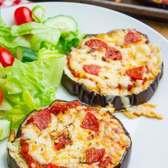 ภาพประกอบบทความ เมนูอาหารคลีน | Eggplant Pizza เอาใจสาวๆ ที่กลัวอ้วน (Low-Carb)