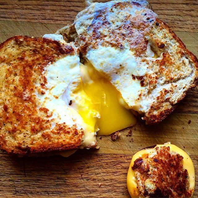 ตัวอย่าง ภาพหน้าปก:วิธีทำ 'ขนมปังชีสไข่หลุม' เมนูอาหารเช้า ทำง่าย น่าหม่ำ !!