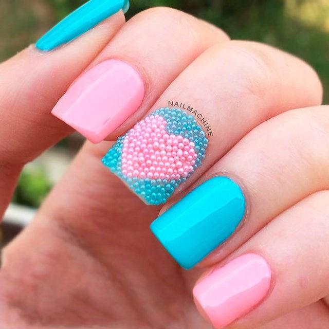 รูปภาพ:https://naildesignsjournal.com/wp-content/uploads/2017/08/lovely-nails-artsy-designs-pink-baby-blue-caviar-3d-square.jpg
