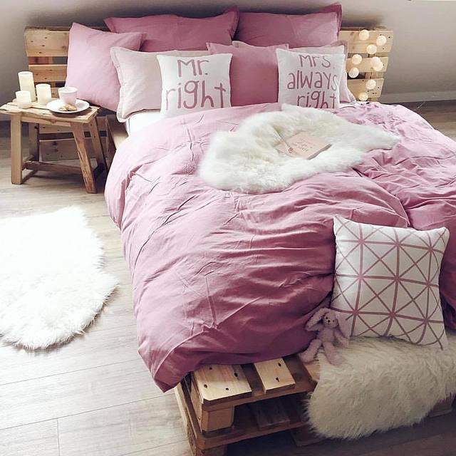 ภาพประกอบบทความ Comfy Bedroom จัดห้องนอนให้น่าอยู่ ดูอบอุ่น จาก IG : interior4all ห้ามพลาด!