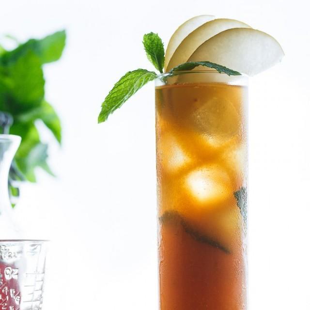 ตัวอย่าง ภาพหน้าปก:Sparkling Asian Pear and Mint Iced Tea สูตรชาดำหวานหอม ซาบซ่าถึงใจ
