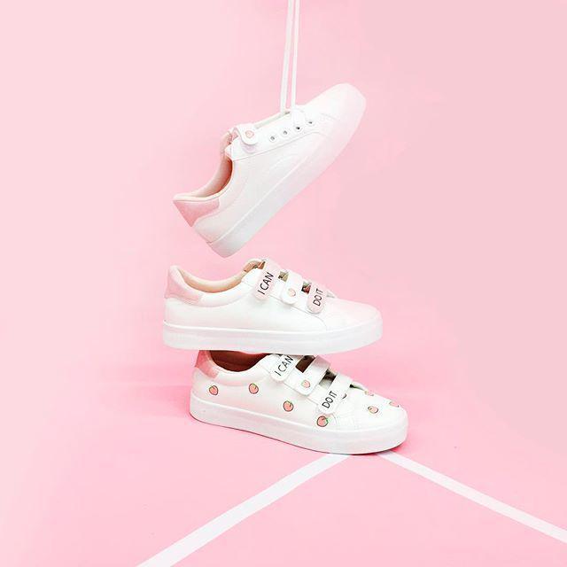 ภาพประกอบบทความ 'Spao : Peach Pink Sneakers' ผ้าใบสายหวานที่สาวๆ คู่ควร #ส่องความหวานแบบมีสไตล์