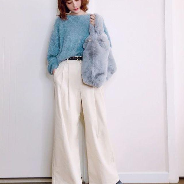 ภาพประกอบบทความ ไอเดียมิกซ์แอนด์แมทช์ 'กางเกงผ้าขายาว' ในลุคหน้าหนาวแบบ J-Style