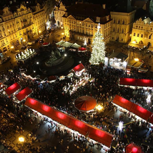 ภาพประกอบบทความ ตื่นตาไปกับ '6 ตลาดคริสต์มาส' ที่ดีที่สุดในยุโรป #ไม่ได้ไปก็ฟินได้ 🎄🎁