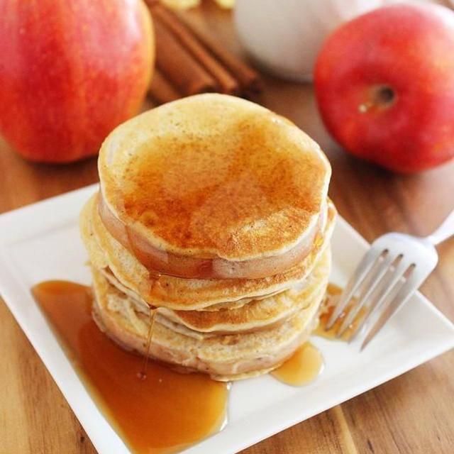 ภาพประกอบบทความ แพนเค้กสูตรเด็ด 'Apple Pancake Rings' ทำง่ายเเถมได้ประโยชน์