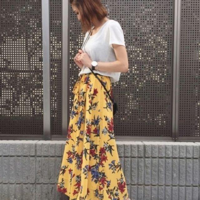 ภาพประกอบบทความ หวานแบบชิคๆ กับไอเดียแมทช์ 'เสื้อยืด กระโปรงยาว' สไตล์สาวญี่ปุ่น