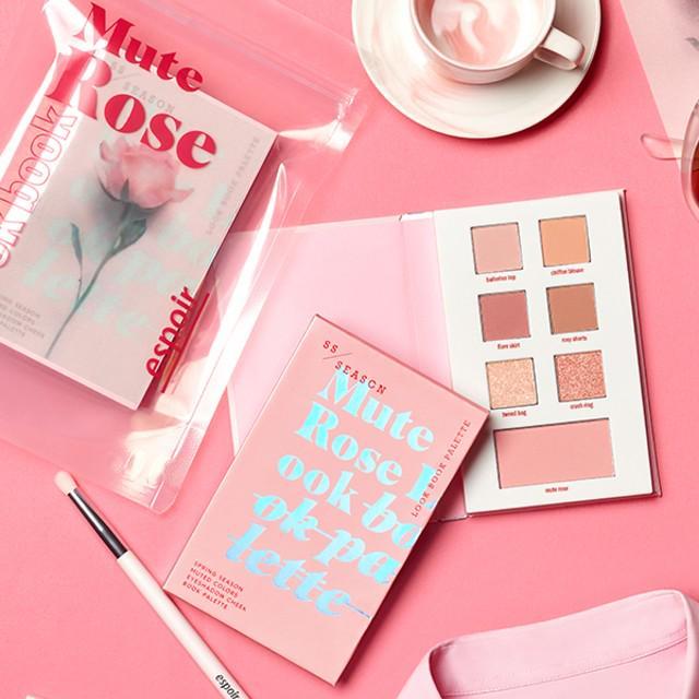 ภาพประกอบบทความ เติมความหวานอีกนิดด้วย 'Espoir S/S 2019 Mute Rose Lookbook Palette' คิ้วท์ๆ ใสๆ โดนใจแฟนหนุ่มเวอร์! 