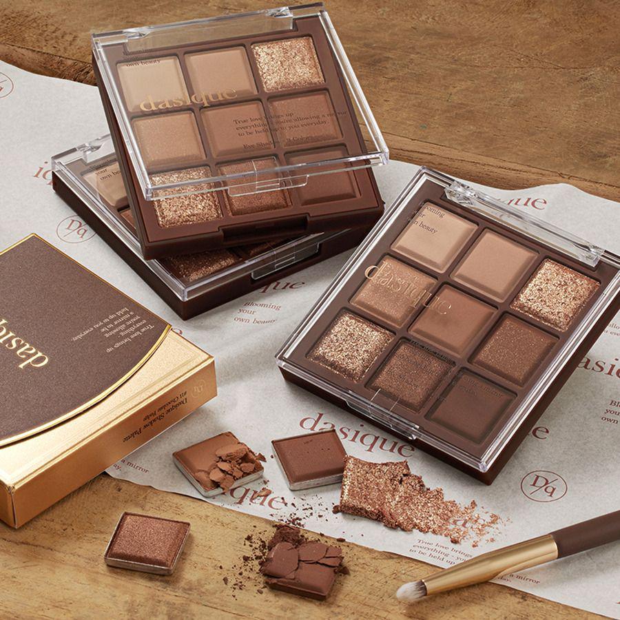 ภาพประกอบบทความ เห็นแล้วอยากกิน! DASIQUE Shadow Palette #Chocolate Fudge พาเลตต์โทนสีช็อกโกแลต แต่งตาสวยคมสะกดใจ 🍫