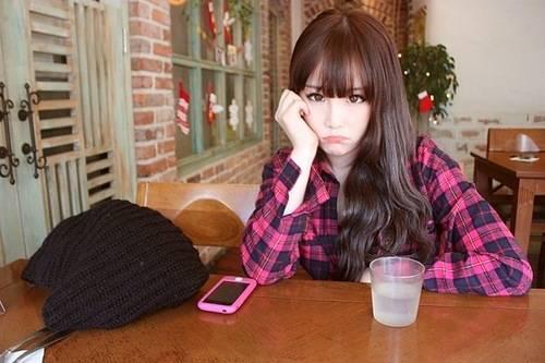 รูปภาพ:http://s6.favim.com/orig/140423/cute-girl-korean-pink-Favim.com-1698367.jpg