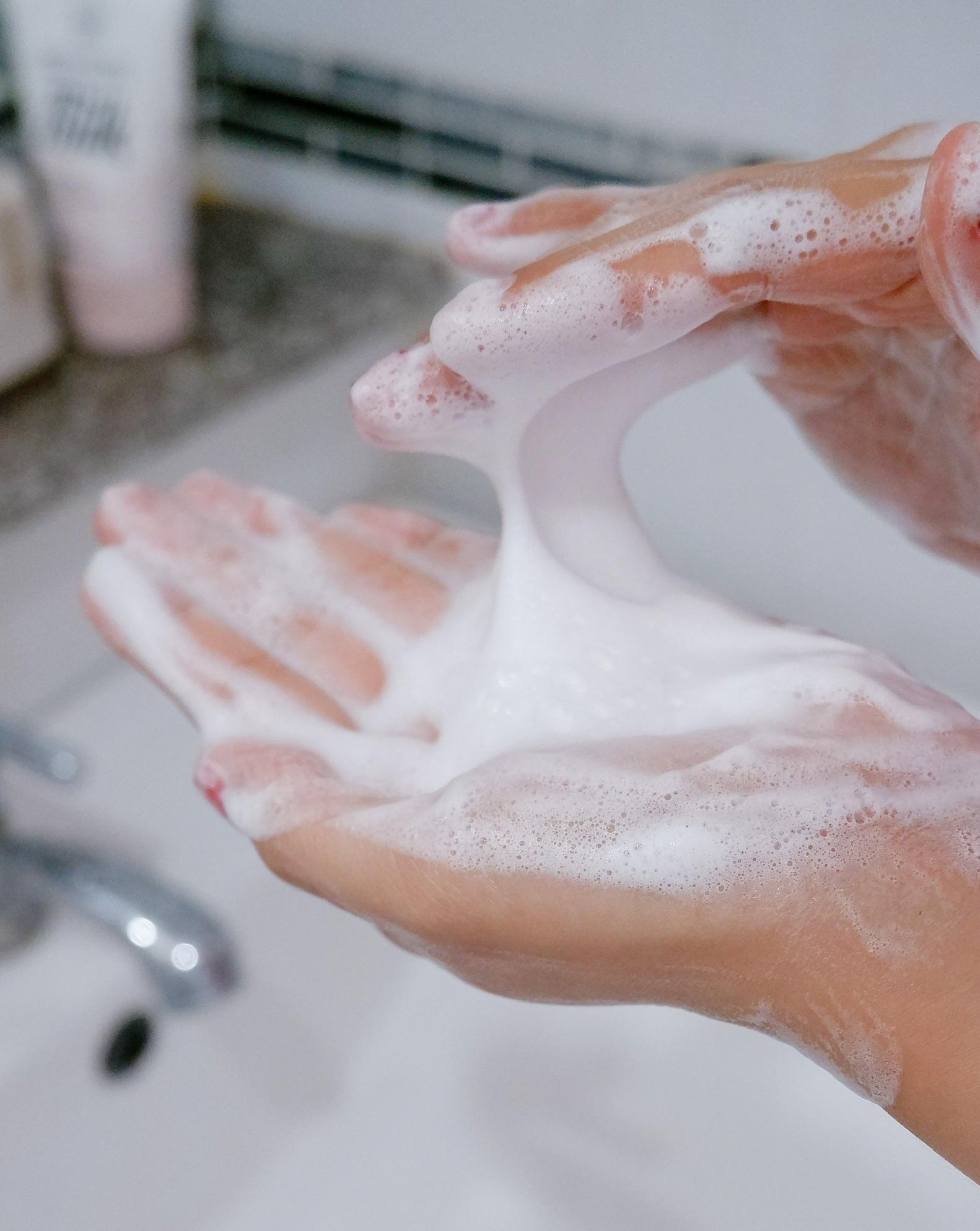 ภาพหน้าปก อาบน้ำนมให้ผิวหน้า ด้วยโฟมล้างหน้าตัวใหม่จาก Beauty buffet กันเถอะ ! 🌈💦💖❤️ ที่:1