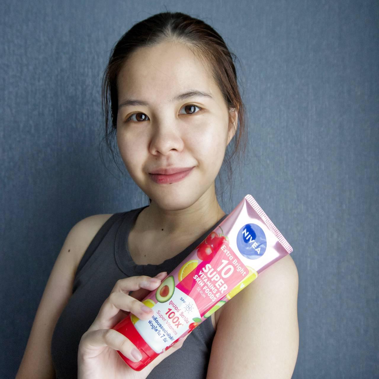 ภาพหน้าปก แนะนำโลชั่นตัวช่วยผิวสวยใสกับ NIVEA Extra Bright  Super 10 Vitamin & Skin Foods Serum ที่:0