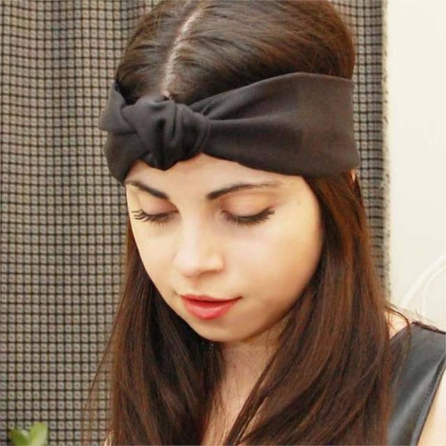 รูปภาพ:http://g03.a.alicdn.com/kf/HTB1vz0mJFXXXXcuXpXXq6xXFXXXr/New-Winter-Headwear-For-Woman-And-Girl-Hair-Accessories-Fashion-Headband-Head-wrap-Top-Knot-Hairband.jpg