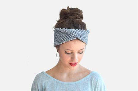 รูปภาพ:http://www.girlshue.com/wp-content/uploads/2015/01/20-Cool-Winter-Knit-Pattern-Braided-Headbands-For-Girls-Women-2015-2.jpg