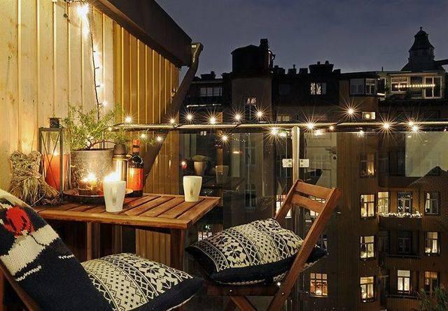 รูปภาพ:http://static.boredpanda.com/blog/wp-content/uploads/2016/05/balcony-decorating-ideas-56-573da23fc2bf8__700.jpg