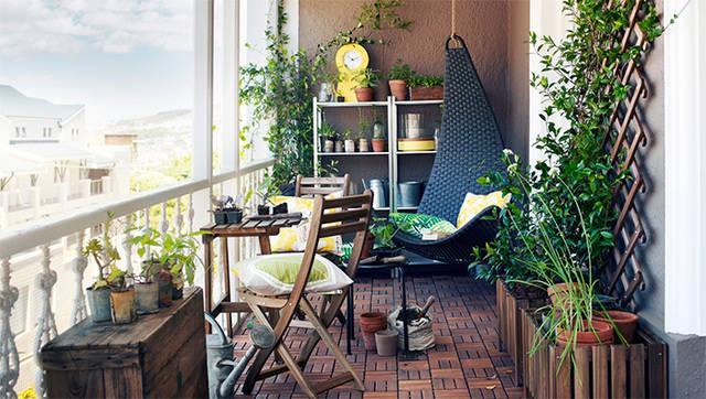 รูปภาพ:http://static.boredpanda.com/blog/wp-content/uploads/2016/05/Balcony-decorating-ideas-52-573db6684083a__700.jpg