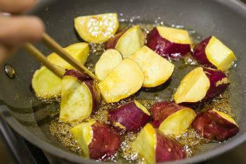 รูปภาพ:http://www.justonecookbook.com/wp-content/uploads/2013/10/Candied-Sweet-Potatoes-8.jpg