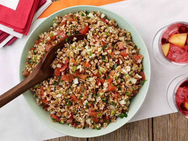 รูปภาพ:http://foodnetwork.sndimg.com/content/dam/images/food/fullset/2014/4/11/1/EI1C05_Farro-Salad-with-Tomatoes-and-Herbs_s4x3.jpg