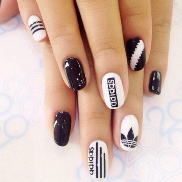 รูปภาพ:http://bmodish.com/wp-content/uploads/2015/05/adidas-logo-nail-art-bmodish.jpg