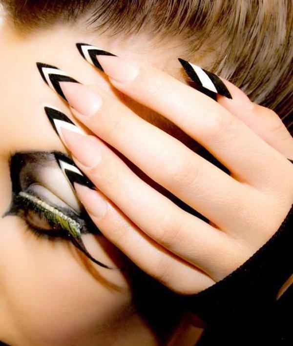 รูปภาพ:http://www.cuded.com/wp-content/uploads/2014/12/39-black-and-white-nail-art.jpg