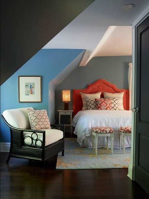 รูปภาพ:http://messagenote.com/wp-content/uploads/2015/07/Transforming-a-dark-attic-space-into-a-cozy-bedroom.jpg