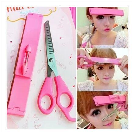 รูปภาพ:http://g02.a.alicdn.com/kf/HTB1sHI4HVXXXXcEXFXXq6xXFXXX3/Free-shipping-DIY-Professional-Bangs-Hair-Cutting-Clip-Comb-Hairstyle-Typing-Trim-Tool-for-women-2015.jpg