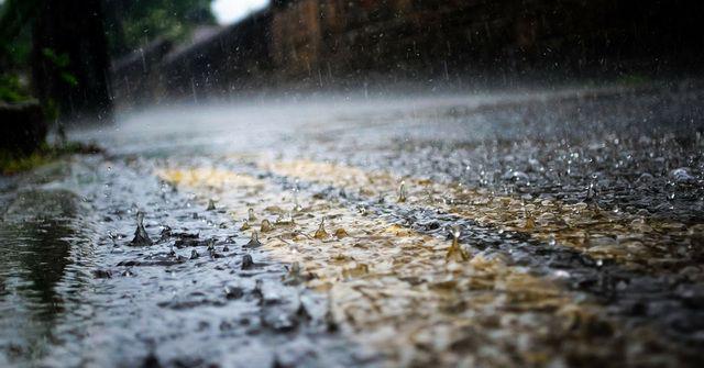 รูปภาพ:http://hdwallpaperbackgrounds.net/wp-content/uploads/2015/11/rain-on-road-Rainy-Day-Wallpapers.jpg