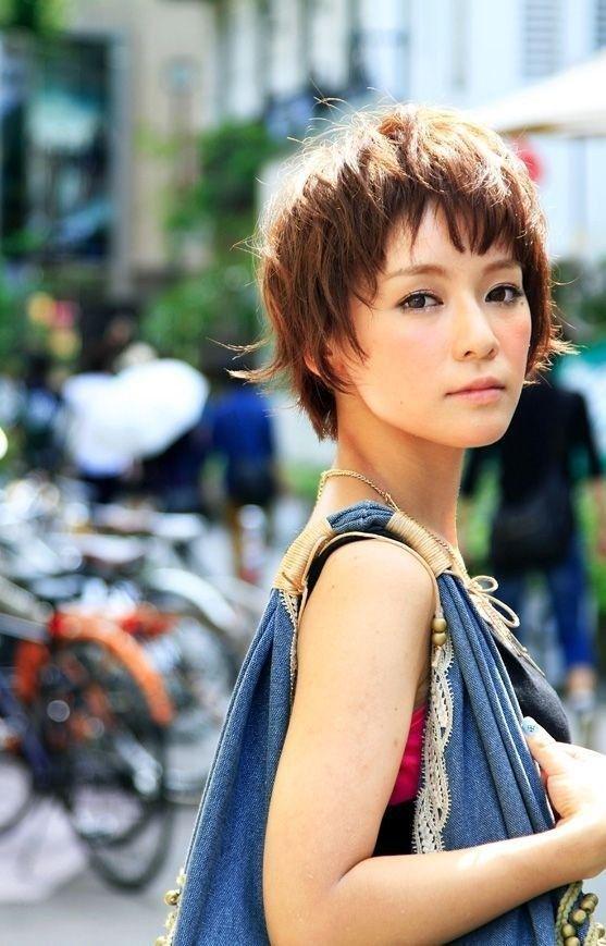 รูปภาพ:http://pophaircuts.com/images/2014/11/Shaggy-Haircuts-for-Short-Hair-Cute-Asian-Hairstyles-for-Girls.jpg
