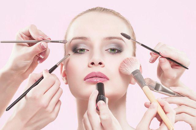 รูปภาพ:http://www.balkaninside.com/wp-content/uploads/2014/02/How-to-put-on-makeup.jpg