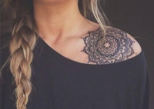 รูปภาพ:http://www.tattoosmob.com/wp-content/uploads/2014/11/20-Shoulder-Mandala-Tattoos-for-Women-and-Girls-3.jpg