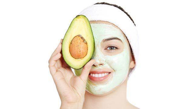 รูปภาพ:http://www.healthline.com/hlcmsresource/images/topic_centers/BeautyandSkinCare/642x361-How_to_Make_an_Avocado_Face_Mask.jpg