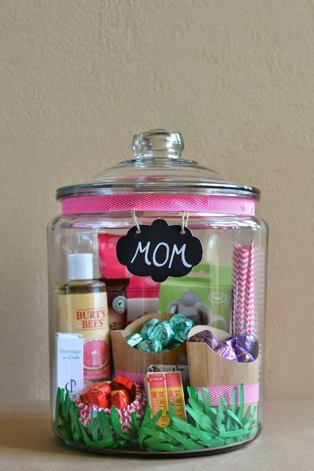 รูปภาพ:http://hellosplendid.com/wp-content/uploads/2014/04/mosthers-day-in-a-jar-vertical-.jpg