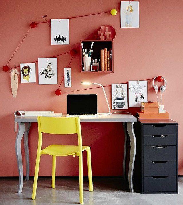 รูปภาพ:https://www.loombrand.com/wp-content/uploads/2016/01/Colorful-and-cheerful-home-office-with-interesting-wall-art.jpg