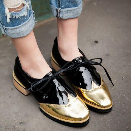 รูปภาพ:http://i01.i.aliimg.com/wsphoto/v0/32299230703_1/2015-Fashion-Bullock-Lace-Up-Color-Block-Decoration-Brogue-Oxford-Creepers-Shoes-For-Women-Plus-Size34.jpg