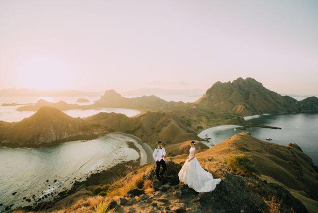 รูปภาพ:http://komodotour.co.id/wp-content/uploads/2016/01/diktatphotography_nusantra-prewedding-destination-mega-wido_2.jpg