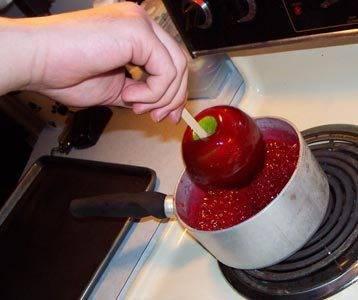 รูปภาพ:http://blog.ljcfyi.com/ljcsProjects/cooking/candyApple_dip.jpg