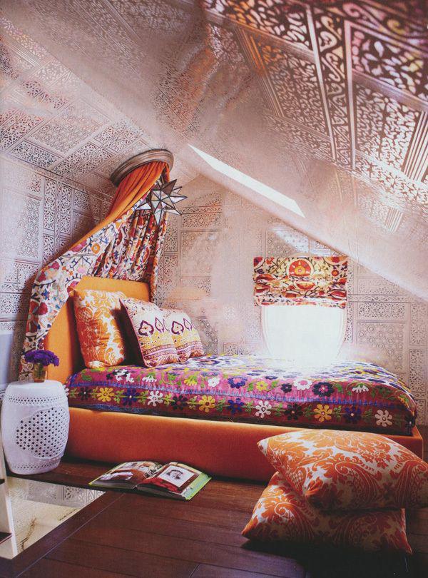 รูปภาพ:http://residencestyle.com/wp-content/uploads/2014/10/bohemian-style-bedroom-ideas.jpg
