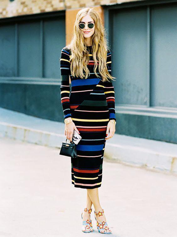 รูปภาพ:http://glamradar.com/wp-content/uploads/2016/01/high-contrast-rainbow-stripes-dress.jpg