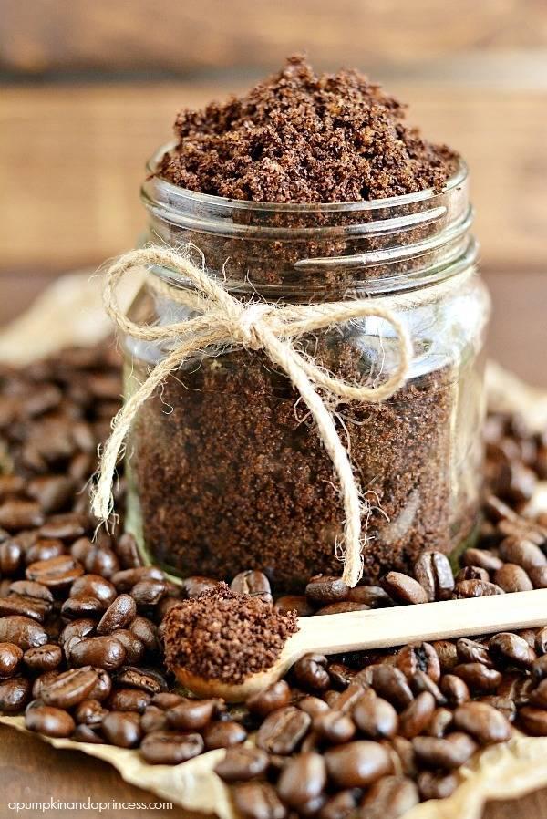 รูปภาพ:http://apumpkinandaprincess.com/wp-content/uploads/2014/10/Homemade-Coffee-Sugar-Scrub.jpg