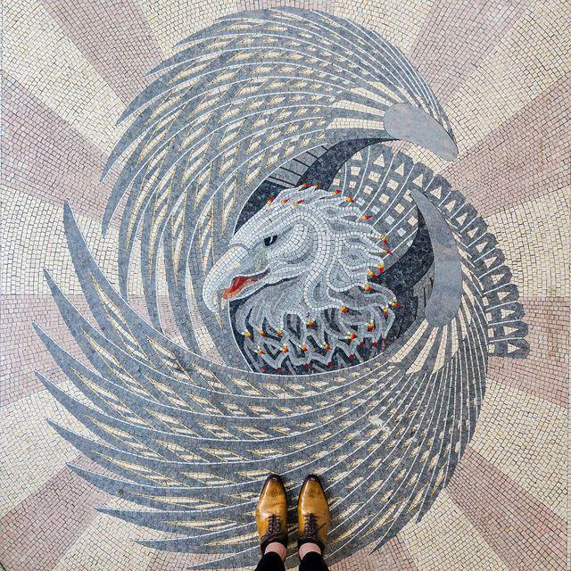 รูปภาพ:http://static.boredpanda.com/blog/wp-content/uploads/2016/07/Sebastian-Erras-reveals-the-beauty-of-floors-in-London-577e74293b7ce__880.jpg