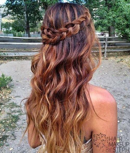 รูปภาพ:http://stylesweekly.com/wp-content/uploads/2014/08/Braid-Boho-Hair-Style-Brunette-Ombre-for-Long-Hair.jpg