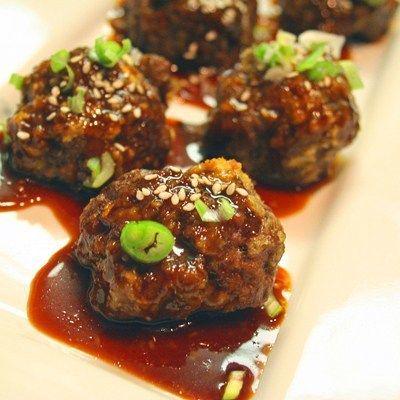รูปภาพ:http://i1.wp.com/www.delectablecookingandbaking.com/wp-content/uploads/2016/04/Chinese-Beef-Meatballs-with-Hoisin-Ginger-Sauce-400x400.jpg?resize=400%2C400