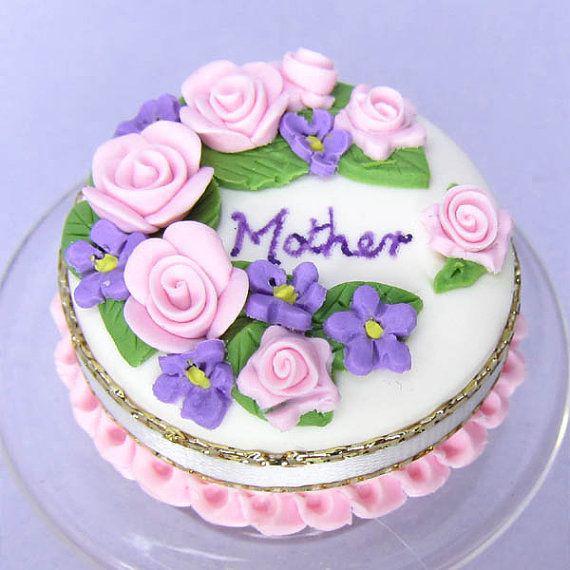รูปภาพ:http://www.picshunger.com/wp-content/uploads/2015/04/mother-day-cake-_37.jpg