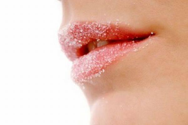 รูปภาพ:http://diyhealth.com/wp-content/uploads/2013/09/lip-scrub.jpg