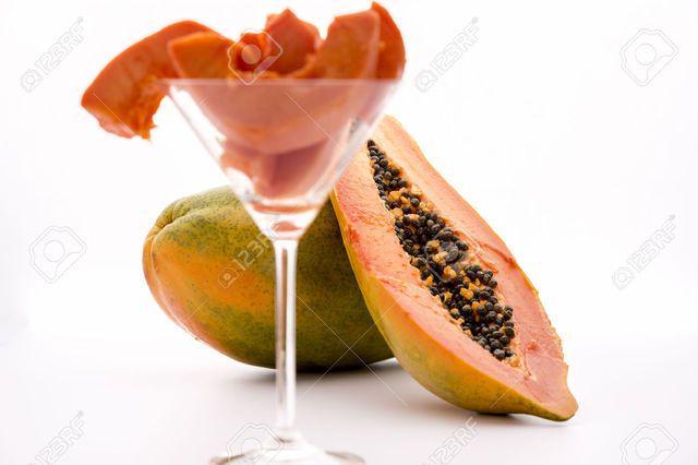 รูปภาพ:http://previews.123rf.com/images/leowolfert/leowolfert1407/leowolfert140700032/30034407-Globose-body-and-tangerine-pulp-Papaya-Blazing-tangerine-fruit-pulp-of-the-papaya-revealed-by-a-long-Stock-Photo.jpg