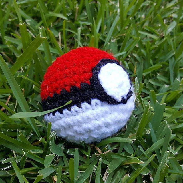 รูปภาพ:http://static.boredpanda.com/blog/wp-content/uploads/2016/08/crochet-pokemon-go-nicholes-nerdy-knots-3.jpg