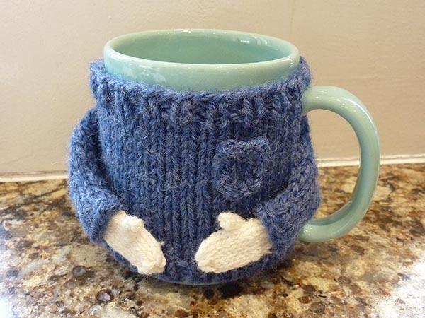 รูปภาพ:http://blovelyevents.com/wp-content/uploads/2014/12/Oh-my-gosh-this-sweater-mug-is-too-cute.jpg