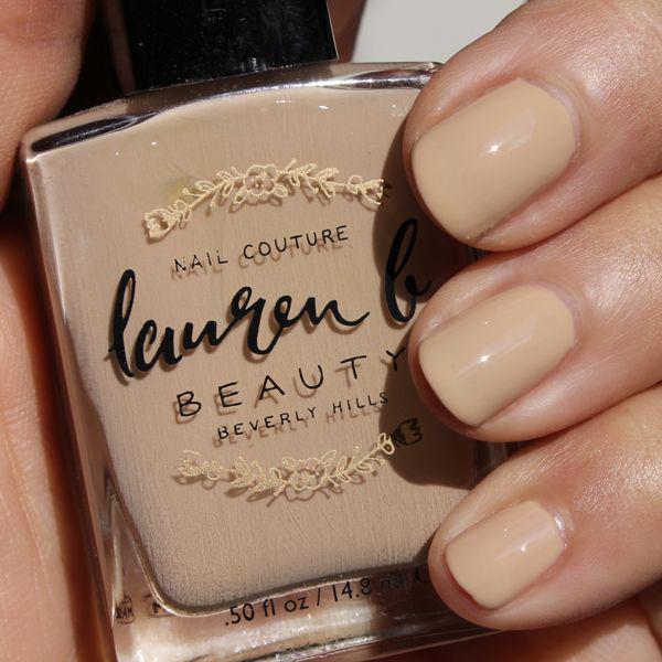 รูปภาพ:https://media-spiceee.net/uploads/content/image/62453/Lauren-B-nail-couture-Nude-no-2-swatch.jpg