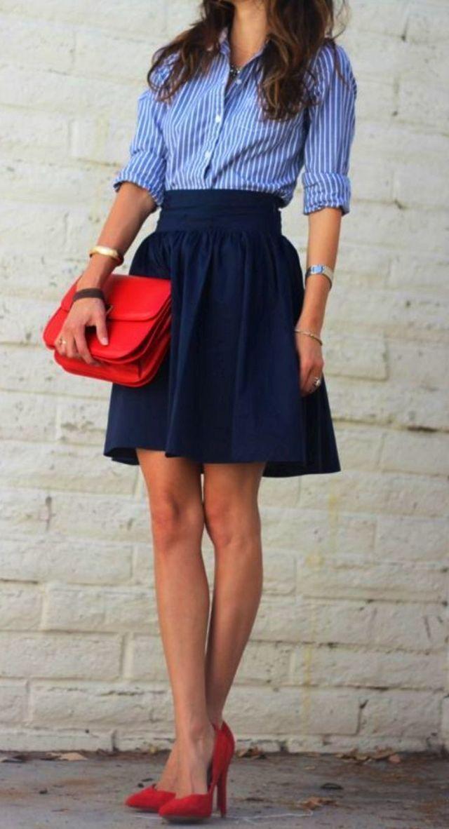 รูปภาพ:https://teacherfashionblog.files.wordpress.com/2014/09/navy-outfit-and-red-shoes.jpg